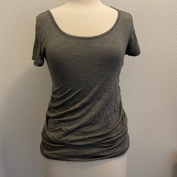 Pinkblush Maternity Gray Short Sleeves Top Size Small - Picture 2 of 7